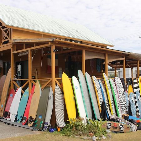 Tropical Surf House Okinawa Otel Onna Dış mekan fotoğraf