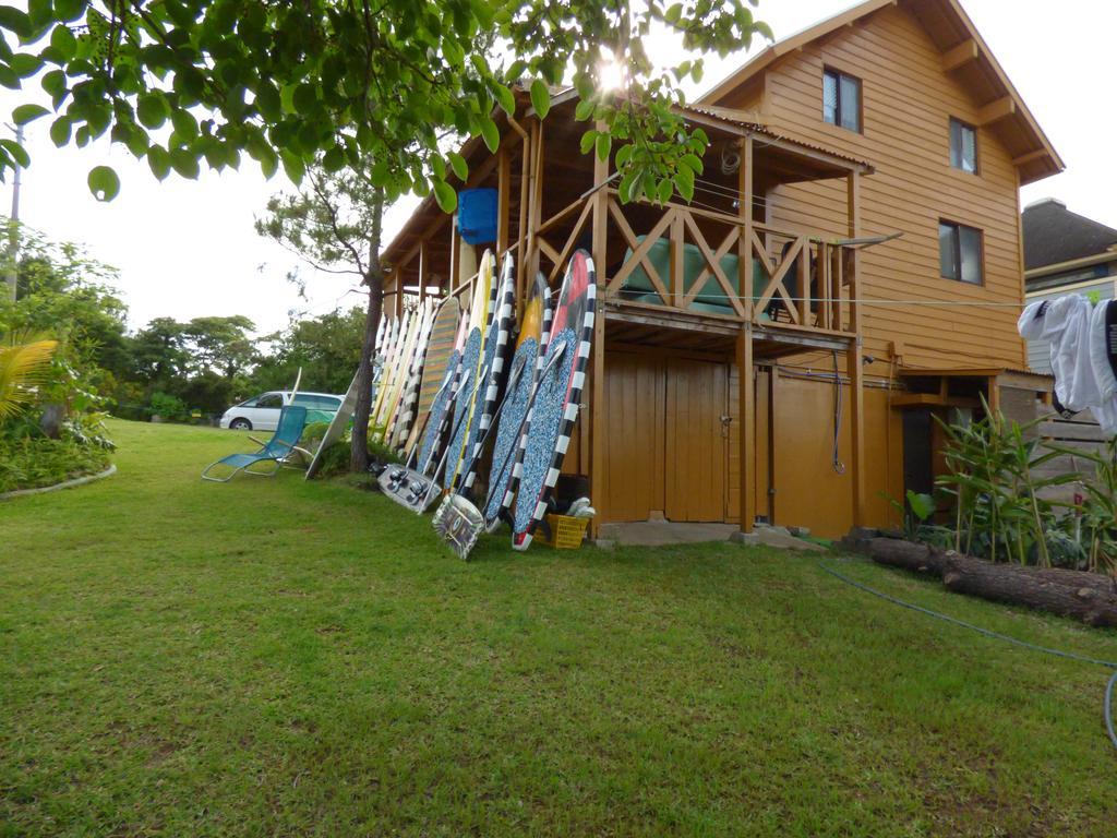 Tropical Surf House Okinawa Otel Onna Dış mekan fotoğraf